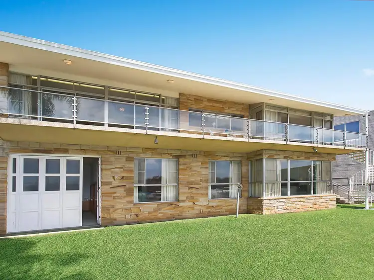 19 Crescent Street, Hunters Hill NSW 2110