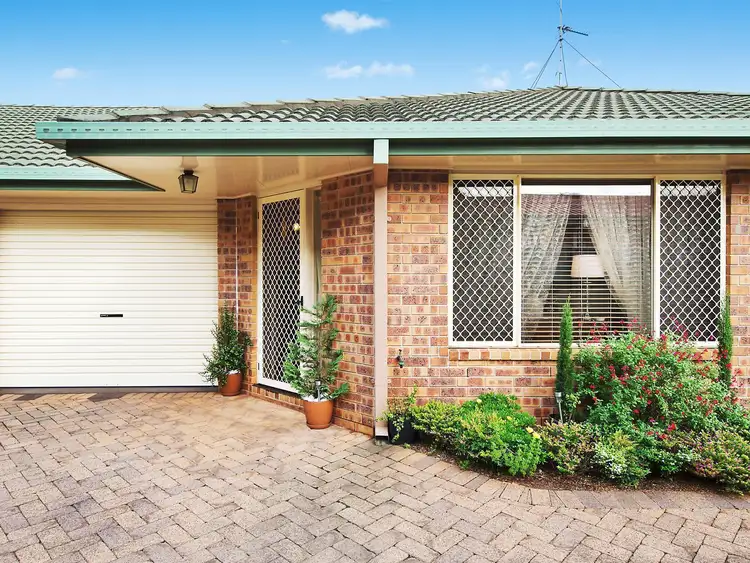 3/242 Spring Street, Kearneys Spring QLD 4350