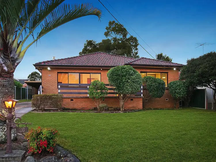 26 Hannons Avenue, Peakhurst NSW 2210