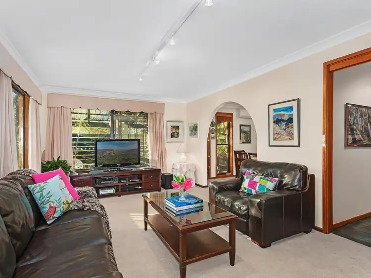 Fourth view of Homely house listing, 10 Kimbar Place, Yarrawarrah NSW 2233