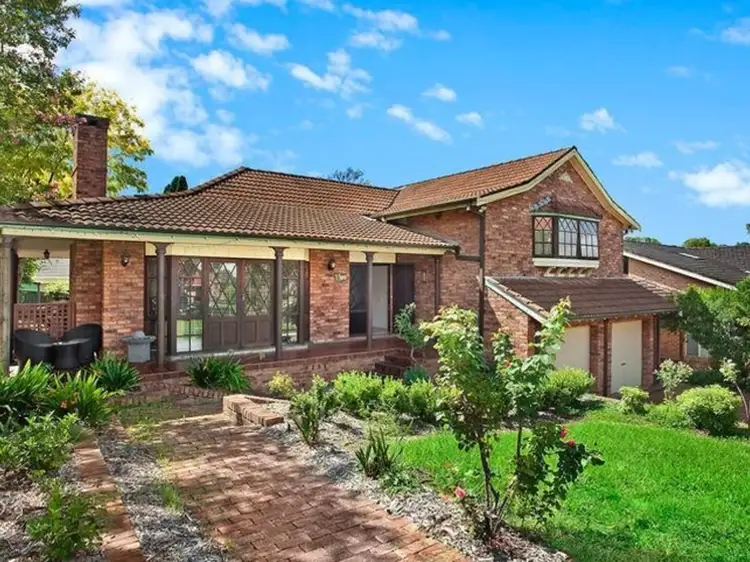 20 Strathalbyn Drive, Oatlands NSW 2117