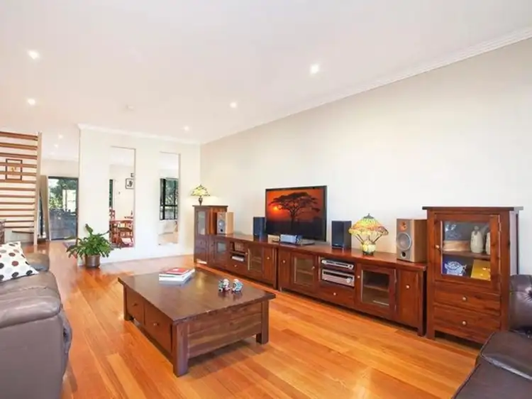 2B Hayes Avenue, Northmead NSW 2152