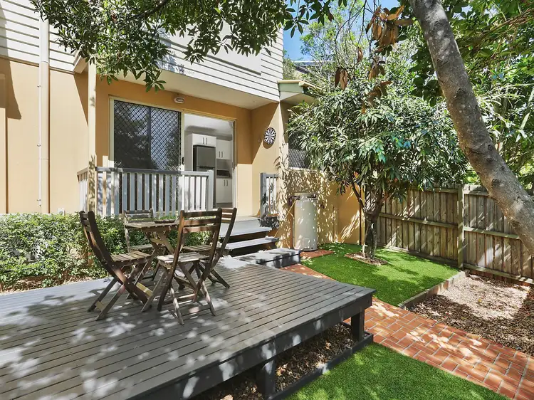 Main view of Homely apartment listing, 2/21 Richmond Road, Morningside QLD 4170