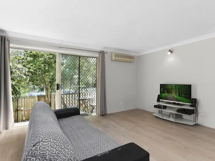 Third view of Homely apartment listing, 2/21 Richmond Road, Morningside QLD 4170