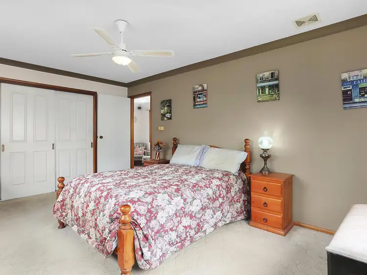 Fifth view of Homely house listing, 15 Vera Street, Seven Hills NSW 2147
