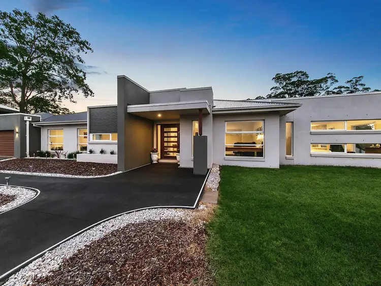 7 Guido Avenue, Blue Mountain Heights QLD 4350