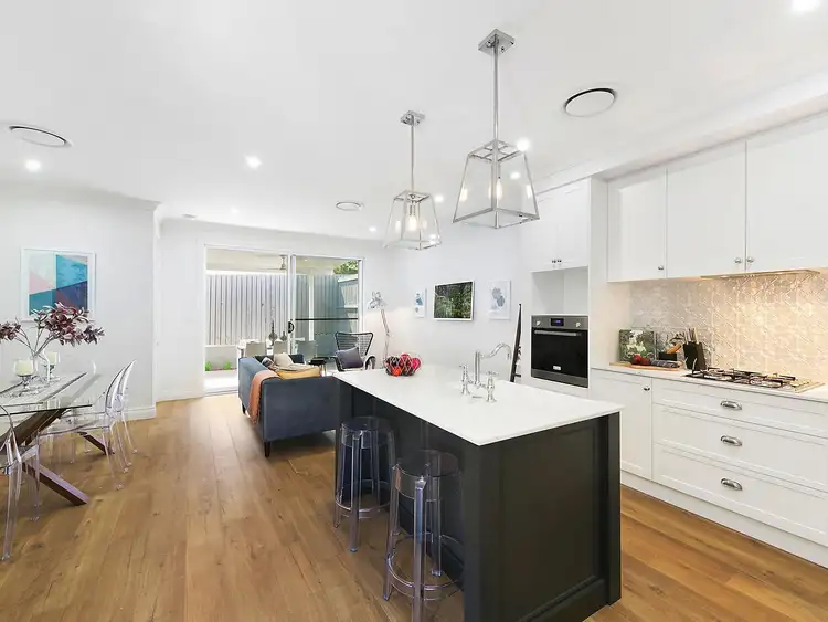 Main view of Homely apartment listing, 1/164 Mary Street, East Toowoomba QLD 4350
