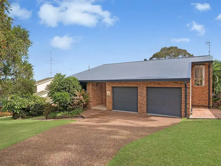 Main view of Homely house listing, 4 Clearbrook Close, Eleebana NSW 2282