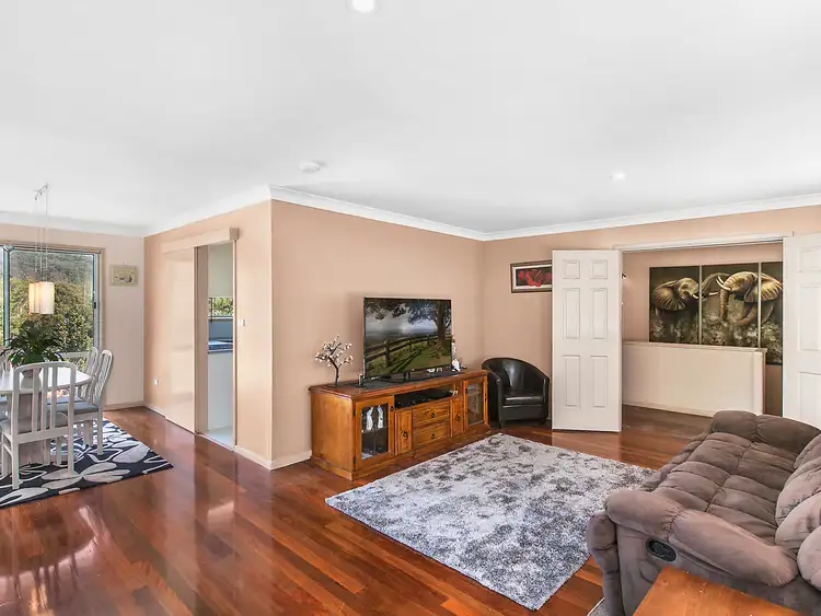 2 Treeland Road, Green Point NSW 2251