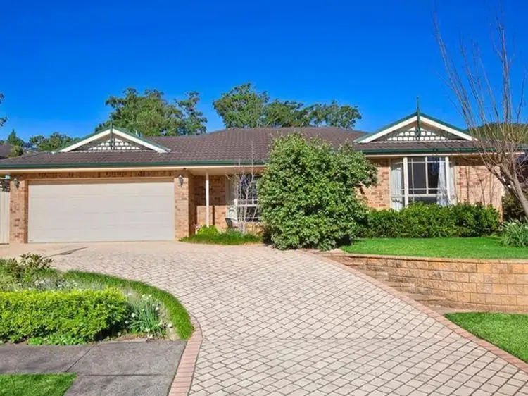 2 Sunhill Crescent, Erina NSW 2250