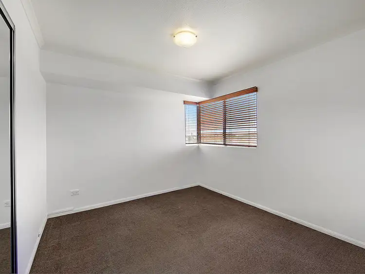 Third view of Homely apartment listing, 37/11 Stanley Street, Townsville City QLD 4810