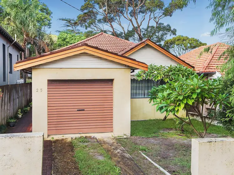 Main view of Homely house listing, 25 Hendy Avenue, South Coogee NSW 2034