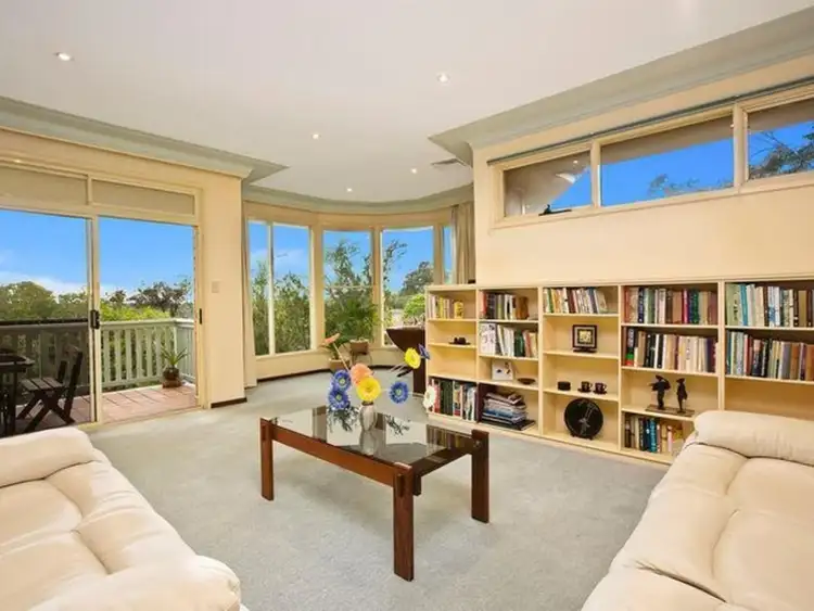 2 Urunga Parade, Miranda NSW 2228