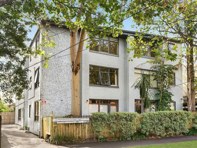 Fifth view of Homely apartment listing, 2/5 Westbury Grove, St Kilda East VIC 3183
