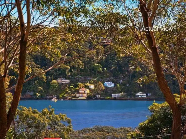 54 Central Avenue, Como NSW 2226