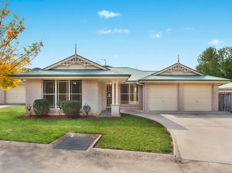 Main view of Homely villa listing, 2/5 Evans Street, Mittagong NSW 2575
