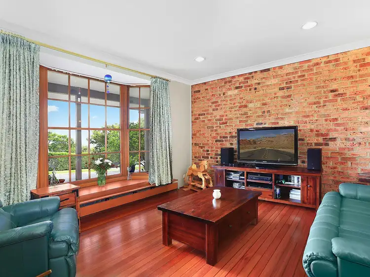 12 Dengate Crescent, Moss Vale NSW 2577