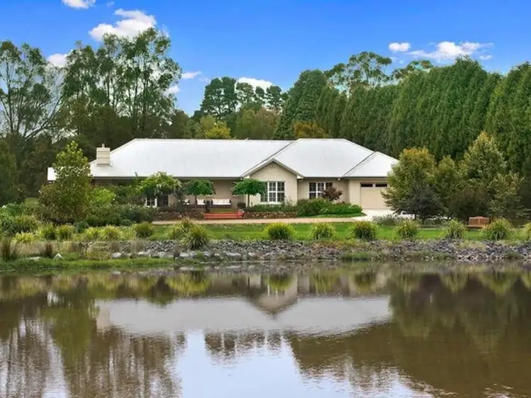 10 Kyeema Close, Burradoo NSW 2576