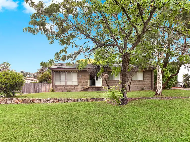 17 Pridham Street, Farrer ACT 2607