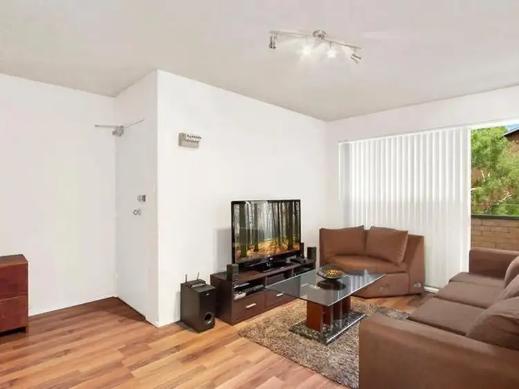 2/30 Trinculo Place, Queanbeyan East NSW 2620