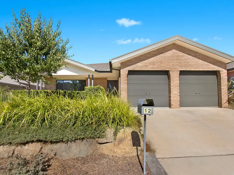 12 Pemberton Place, Jerrabomberra NSW 2619