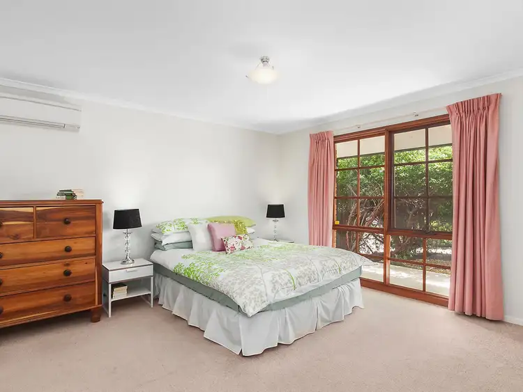 Fifth view of Homely house listing, 9 Jeanette Place, Gilmore ACT 2905