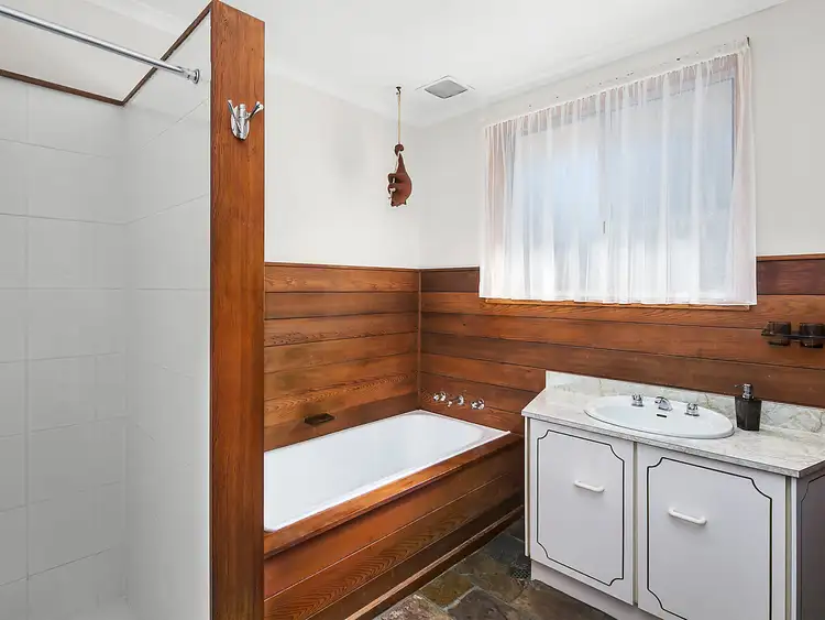 Sixth view of Homely house listing, 8 Bingara Place, Fisher ACT 2611