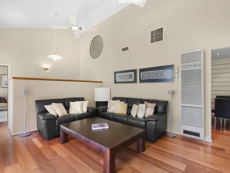 Third view of Homely house listing, 2 Wuronga Hill, Bonython ACT 2905