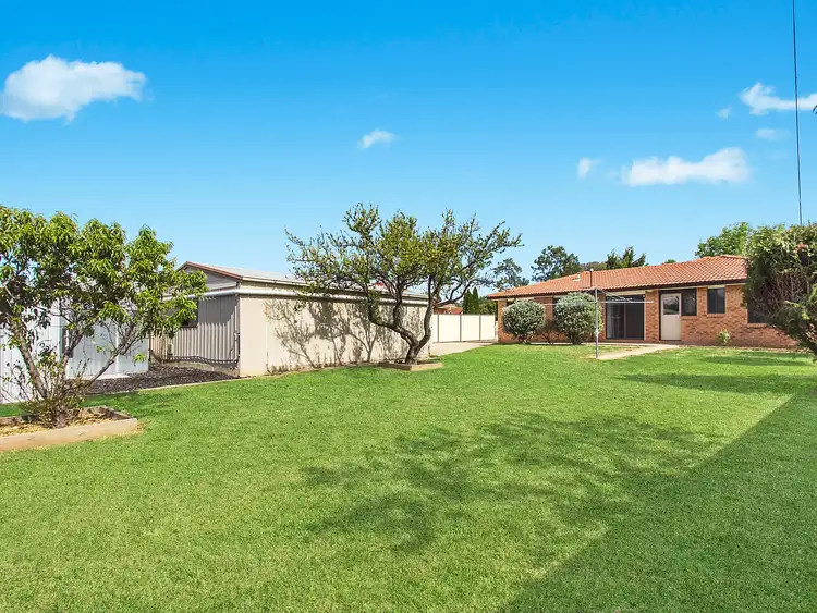 Sixth view of Homely house listing, 5 Collyburl Crescent, Isabella Plains ACT 2905