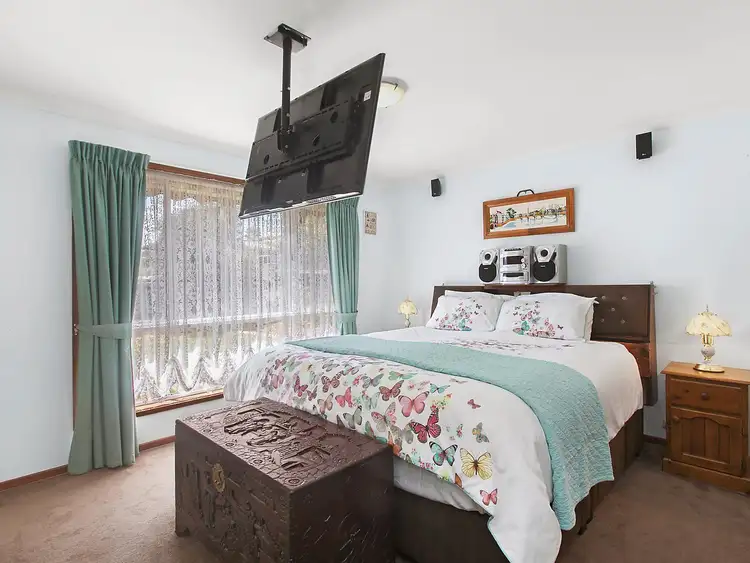 Fifth view of Homely house listing, 82 Kingscote Crescent, Bonython ACT 2905