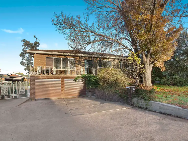 Main view of Homely house listing, 5 Dale Circuit, Kambah ACT 2902