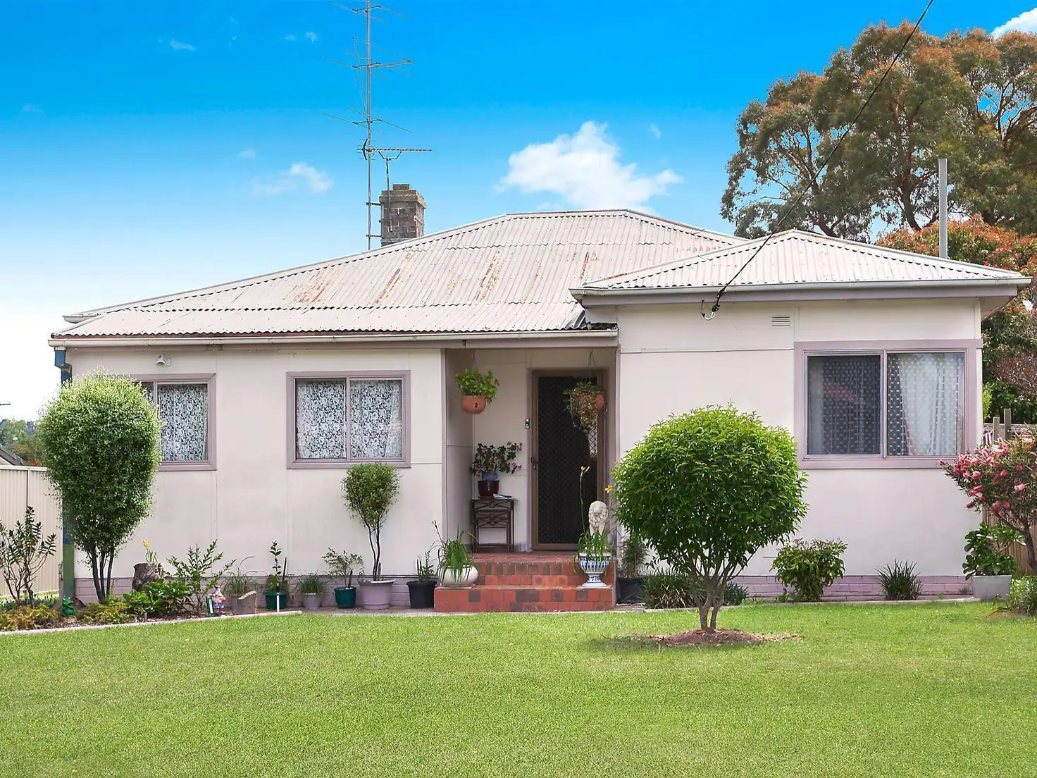 Main view of Homely house listing, 25 Hoskins Street, Moss Vale NSW 2577