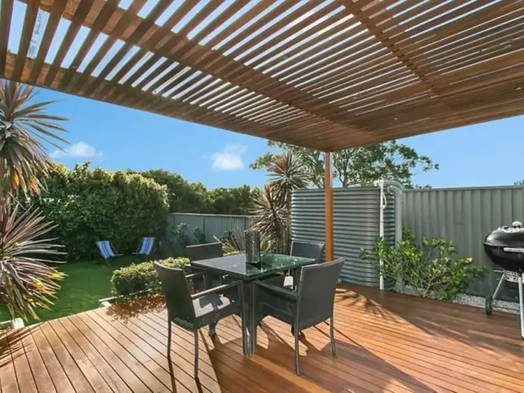 Second view of Homely house listing, 8 Mitchell Street, Chifley NSW 2036