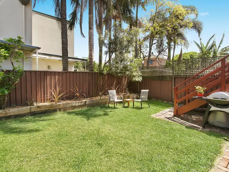 15 St Helena Parade, Eastlakes NSW 2018