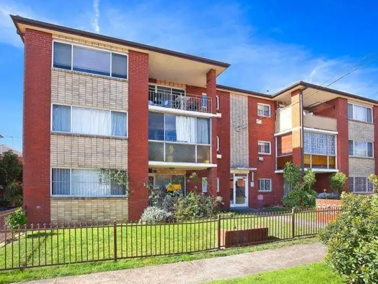 Third view of Homely apartment listing, 6/13 Mascot Drive, Eastlakes NSW 2018