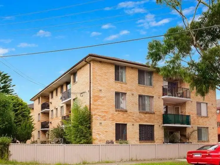 2/5 Longworth Avenue, Eastlakes NSW 2018