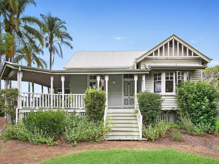 31 Oxford Terrace, Taringa QLD 4068