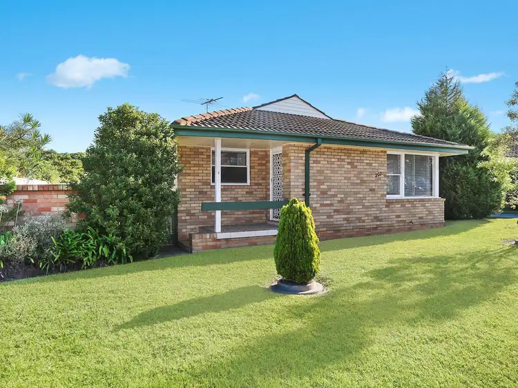 Main view of Homely villa listing, 1/207 Penshurst Street, Beverly Hills NSW 2209