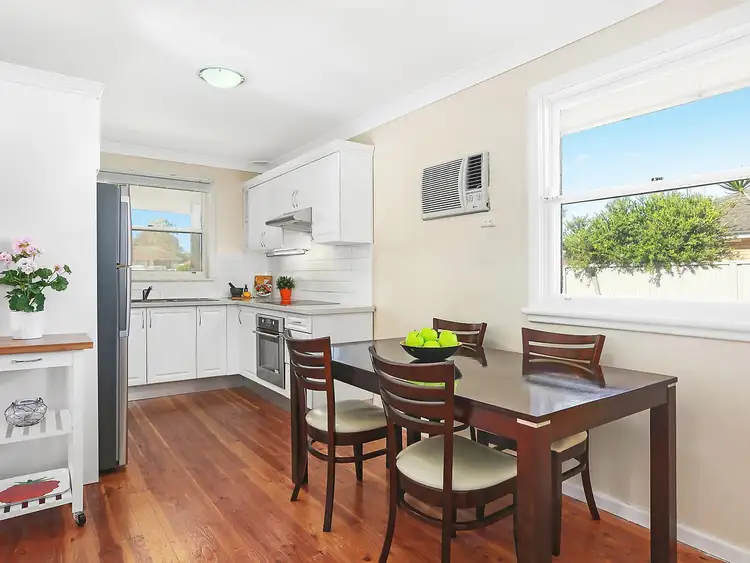 Third view of Homely villa listing, 1/207 Penshurst Street, Beverly Hills NSW 2209