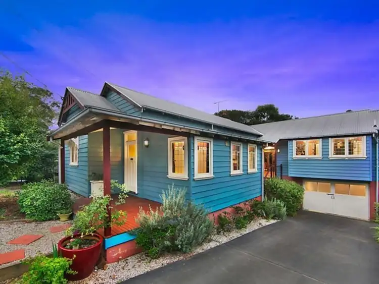 25 Armstrong Street, Wentworth Falls NSW 2782