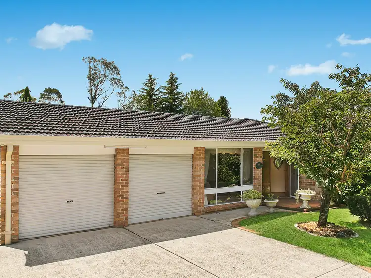 13 Beatty Road, Wentworth Falls NSW 2782
