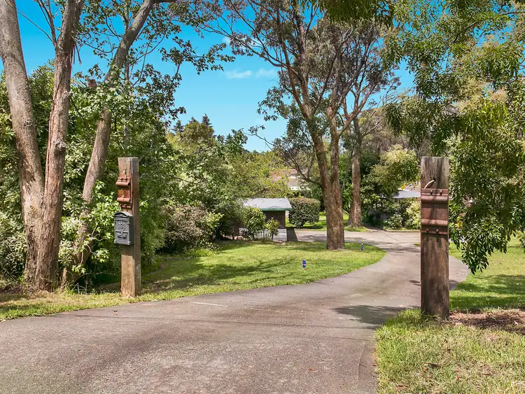 38 Cook Road, Wentworth Falls NSW 2782