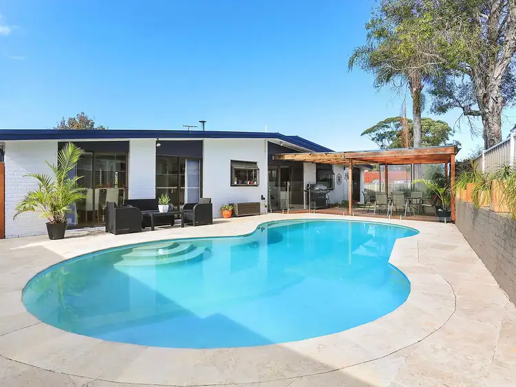 11 Sturt Street, Frenchs Forest NSW 2086