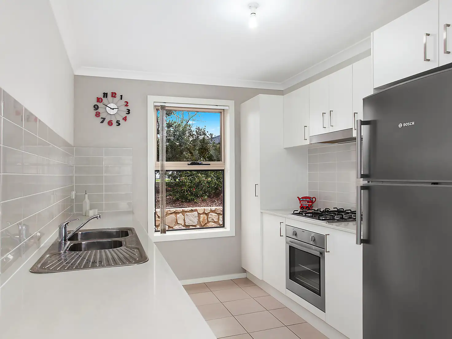 Main view of Homely townhouse listing, 3/7 Loveday Crescent, Casey ACT 2913