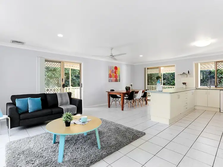 2 Campbell Street, Wakerley QLD 4154