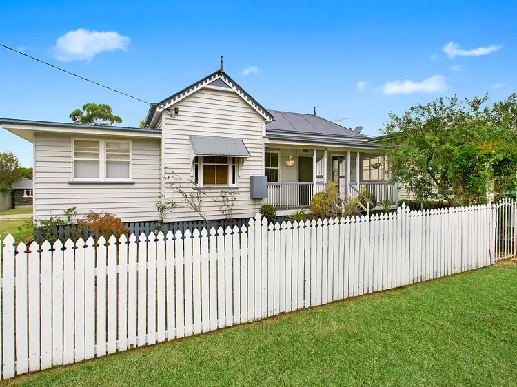 2 Northland Street, Newtown QLD 4350