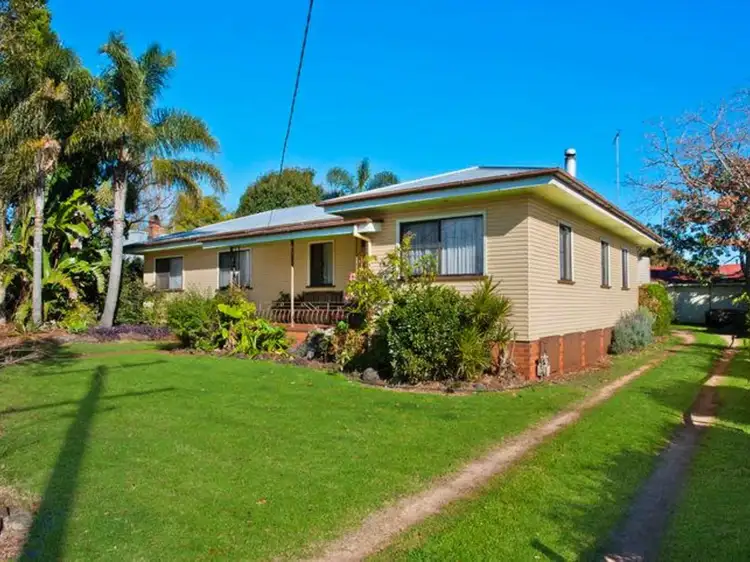 19 Bothwell Street, Newtown QLD 4350