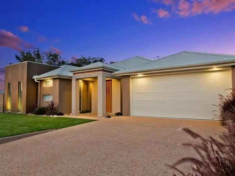 76 Wood Drive, Middle Ridge QLD 4350