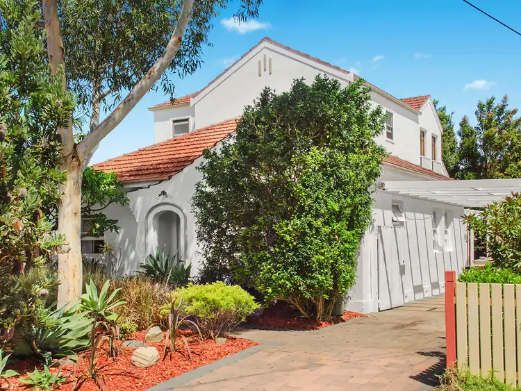 18 Lakeside Avenue, Monterey NSW 2217