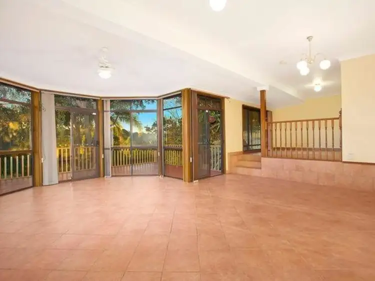 30 Hobart Place, Illawong NSW 2234